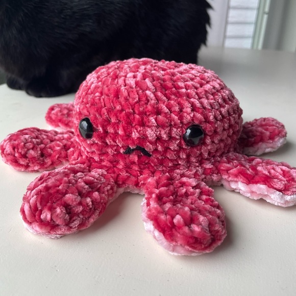Crochet Reversible Octopus - Picture 3 of 4